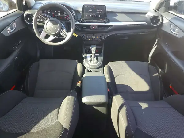 3KPF24AD8RE792173 2024 KIA FORTE - Image 8
