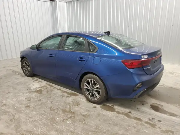 3KPF24AD8RE794439 2024 KIA FORTE - Image 2