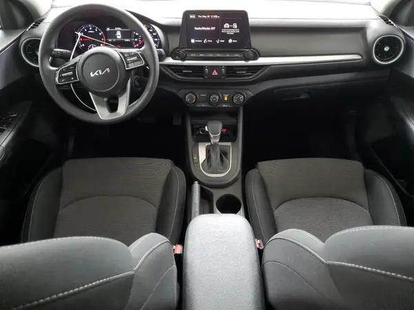 3KPF24AD8RE794862 2024 KIA FORTE - Image 8