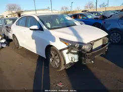 3KPF24AD8RE795686 2024 KIA FORTE