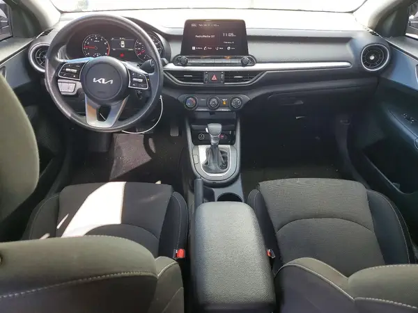 3KPF24AD8RE802880 2024 KIA FORTE - Image 8