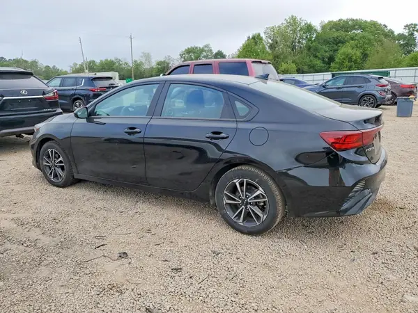 3KPF24AD8RE804287 2024 KIA FORTE - Image 2