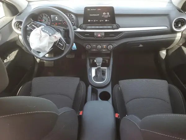 3KPF24AD8RE810171 2024 KIA FORTE - Image 8