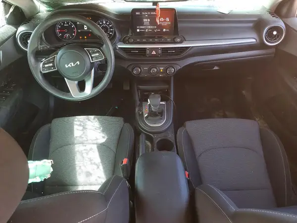 3KPF24AD8RE812227 2024 KIA FORTE - Image 8