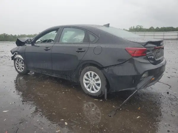 3KPF24AD8RE812499 2024 KIA FORTE - Image 2