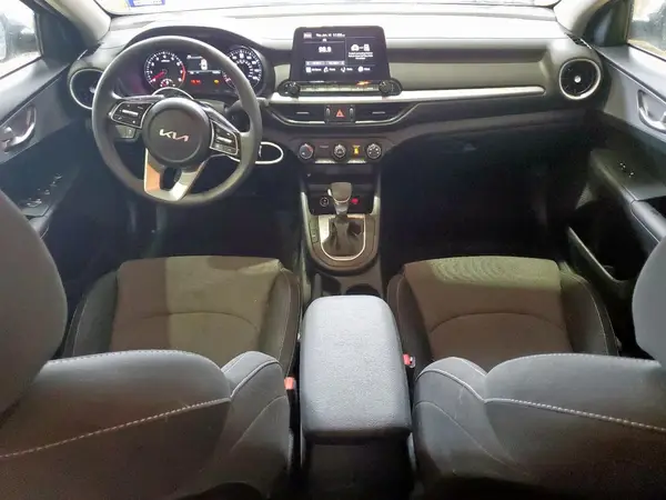 3KPF24AD8RE813622 2024 KIA FORTE - Image 8