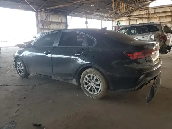 3KPF24AD8RE816178 2024 KIA FORTE - Image 2