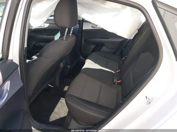 3KPF24AD8RE816598 2024 KIA FORTE - Image 8