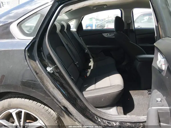 3KPF24AD8RE818805 2024 KIA FORTE - Image 8