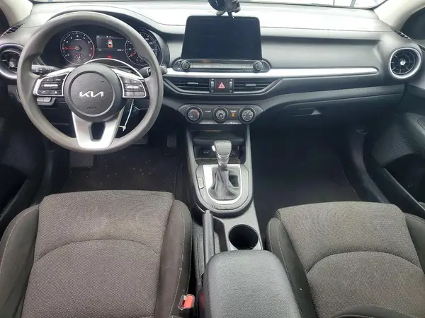 3KPF24AD8RE818819 2024 KIA FORTE - Image 8