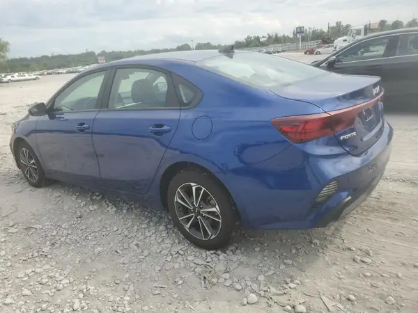 3KPF24AD8RE824927 2024 KIA FORTE - Image 2