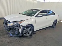 3KPF24AD8RE827827 2024 KIA FORTE