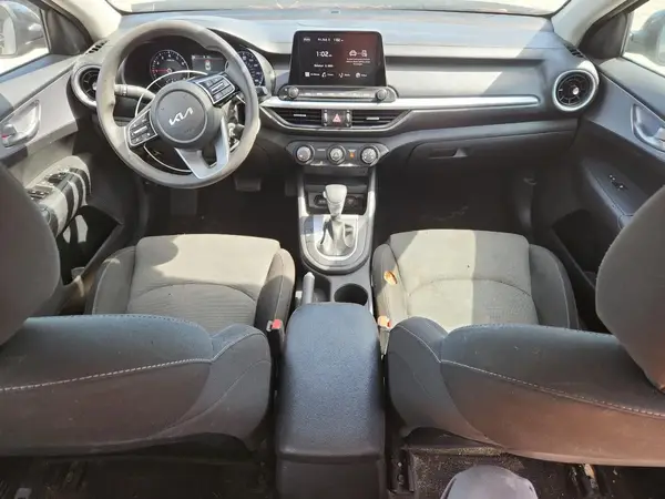 3KPF24AD8RE828170 2024 KIA FORTE - Image 8