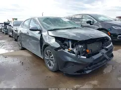 3KPF24AD8RE829030 2024 KIA FORTE