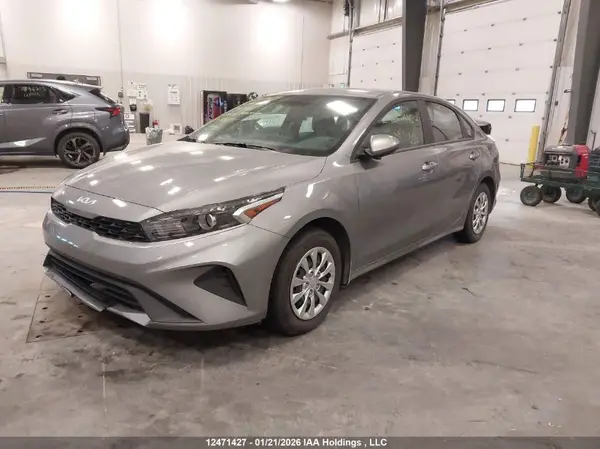 3KPF24AD8RE832333 2024 KIA FORTE - Image 2