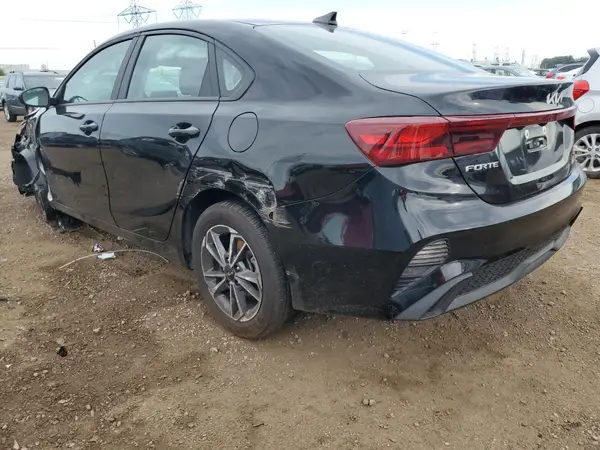 3KPF24AD8RE836835 2024 KIA FORTE - Image 2