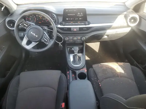 3KPF24AD8RE836835 2024 KIA FORTE - Image 8
