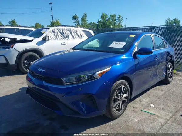 3KPF24AD8RE839265 2024 KIA FORTE - Image 2