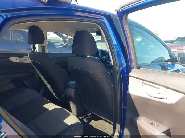3KPF24AD8RE839265 2024 KIA FORTE - Image 8