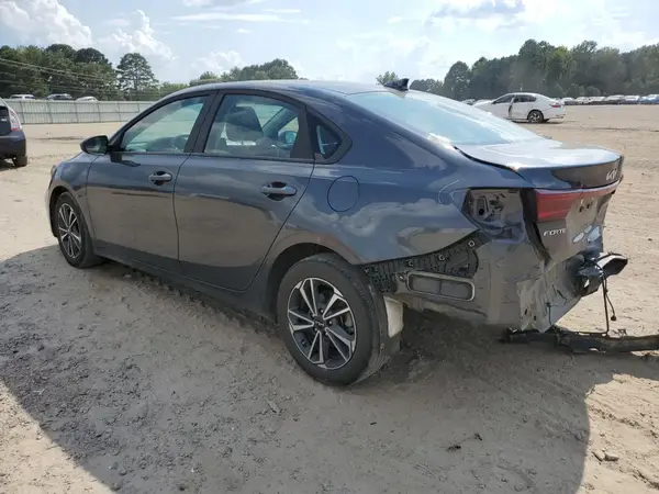 3KPF24AD8RE839380 2024 KIA FORTE - Image 2