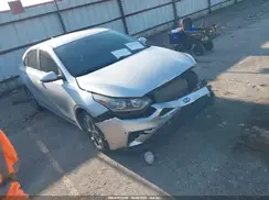 3KPF24AD9KE006631 2019 KIA FORTE