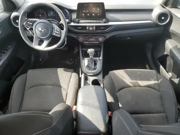 3KPF24AD9KE008203 2019 KIA FORTE - Image 8