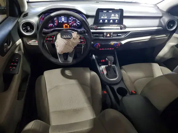 3KPF24AD9KE008718 2019 KIA FORTE - Image 8