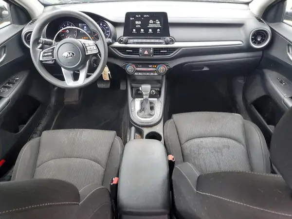 3KPF24AD9KE013305 2019 KIA FORTE - Image 8