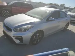 3KPF24AD9KE013899 2019 KIA FORTE