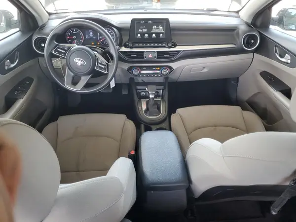 3KPF24AD9KE014731 2019 KIA FORTE - Image 8