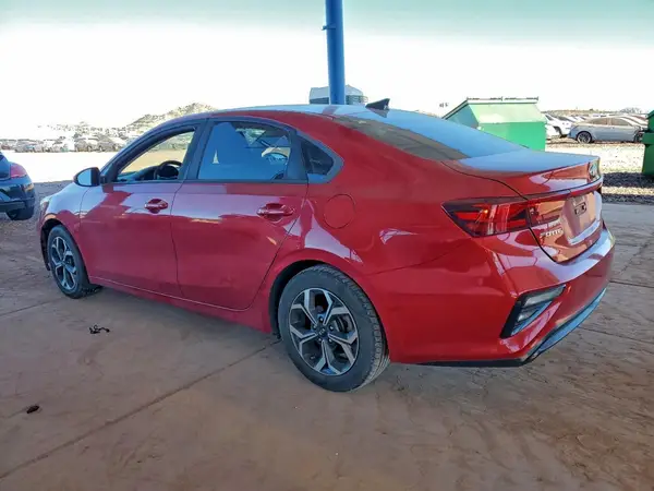 3KPF24AD9KE014857 2019 KIA FORTE - Image 2