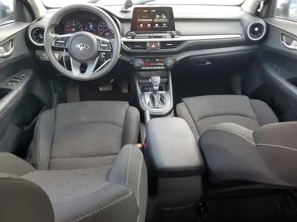 3KPF24AD9KE020402 2019 KIA FORTE - Image 8