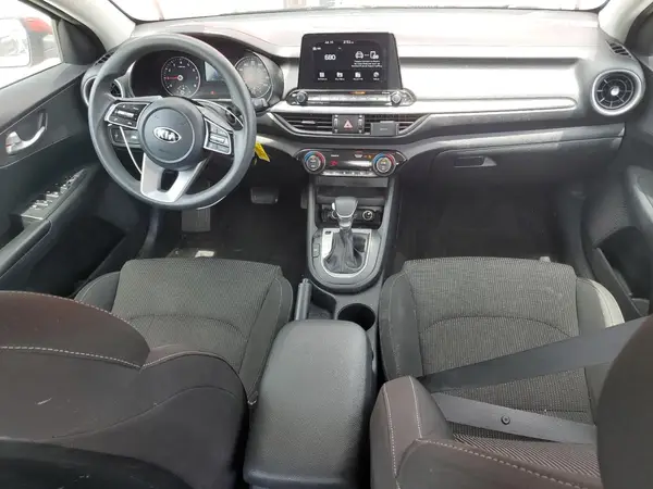3KPF24AD9KE022067 2019 KIA FORTE - Image 8