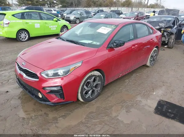 3KPF24AD9KE022733 2019 KIA FORTE - Image 2