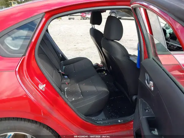 3KPF24AD9KE026880 2019 KIA FORTE - Image 8