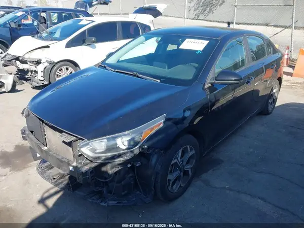 3KPF24AD9KE028600 2019 KIA FORTE - Image 2