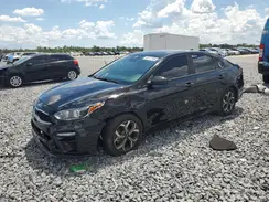 3KPF24AD9KE029648 2019 KIA FORTE