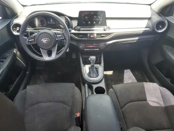 3KPF24AD9KE029648 2019 KIA FORTE - Image 8