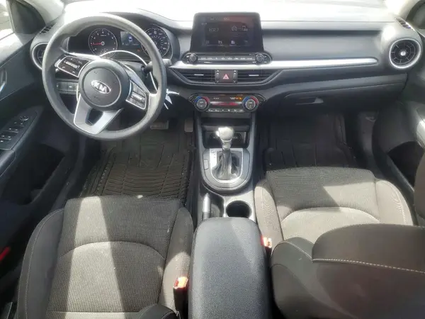 3KPF24AD9KE030041 2019 KIA FORTE - Image 8