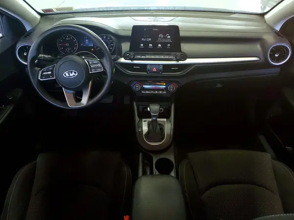 3KPF24AD9KE032260 2019 KIA FORTE - Image 8