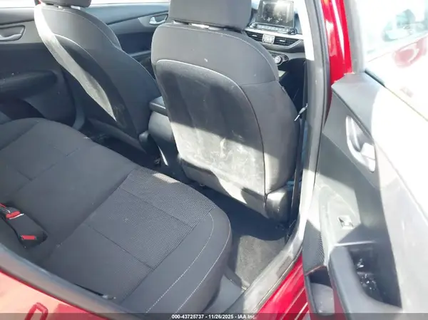 3KPF24AD9KE032713 2019 KIA FORTE - Image 8