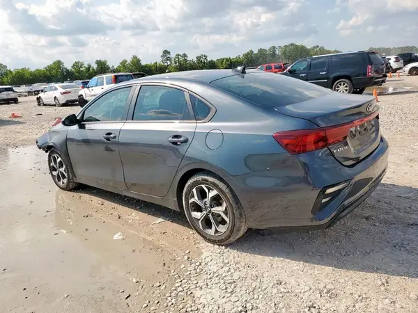 3KPF24AD9KE035711 2019 KIA FORTE - Image 2