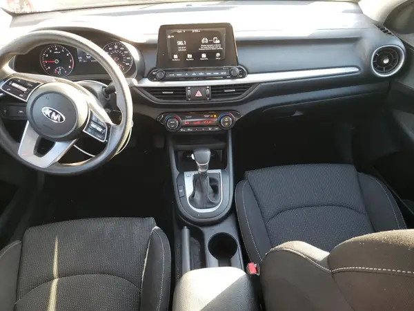3KPF24AD9KE037362 2019 KIA FORTE - Image 8