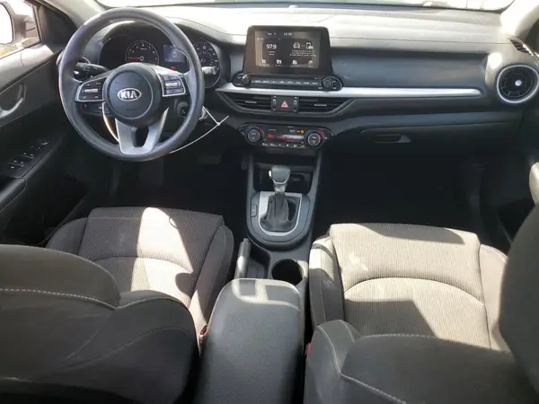 3KPF24AD9KE040813 2019 KIA FORTE - Image 8