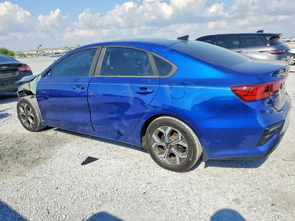 3KPF24AD9KE042299 2019 KIA FORTE - Image 2