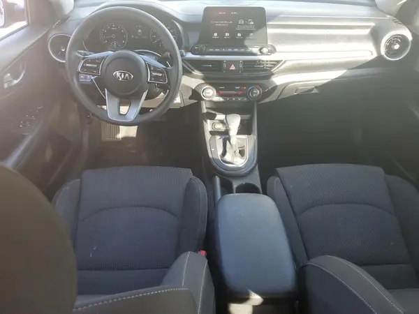 3KPF24AD9KE044599 2019 KIA FORTE - Image 8