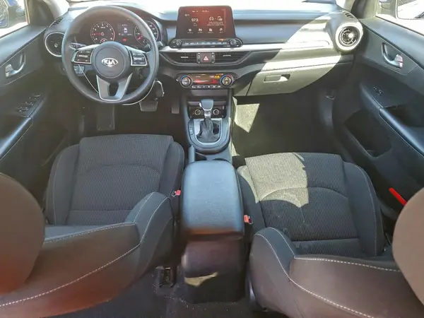3KPF24AD9KE046062 2019 KIA FORTE - Image 8
