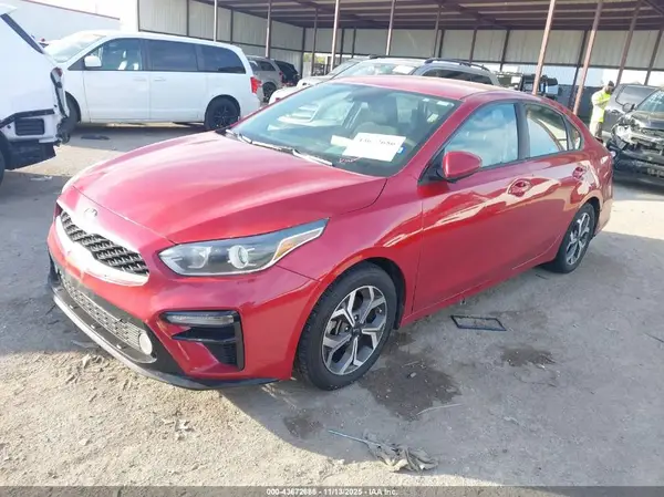 3KPF24AD9KE049012 2019 KIA FORTE - Image 2