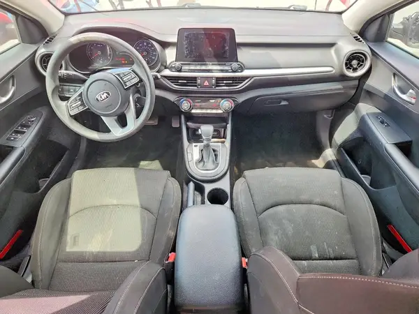 3KPF24AD9KE052637 2019 KIA FORTE - Image 8