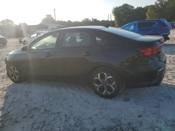 3KPF24AD9KE052945 2019 KIA FORTE - Image 2